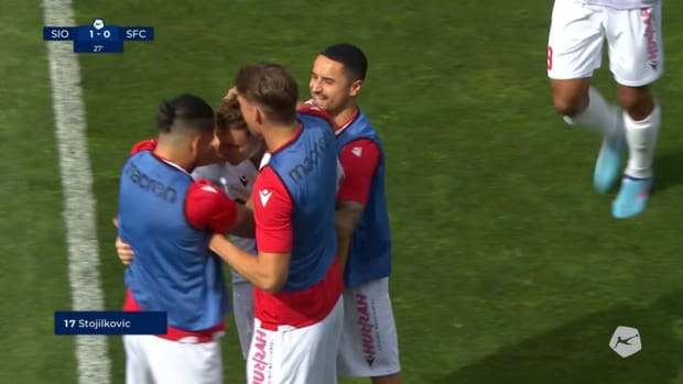 Defensive howler leads to lob goal in Swiss league